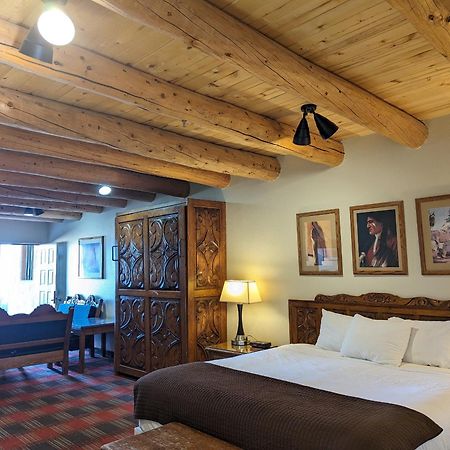 Sagebrush Inn & Suites Taos Ngoại thất bức ảnh