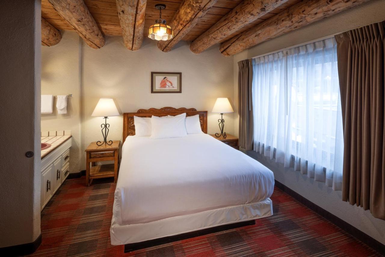 Sagebrush Inn & Suites Taos Ngoại thất bức ảnh